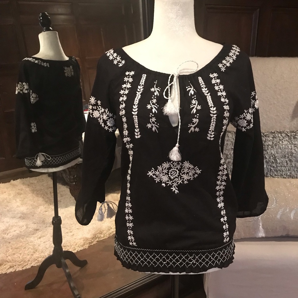Calypso embroidered long sleeve blouse, small, EUC